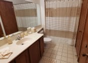 Thumbnail 29 of 49 - Large Bathrooms