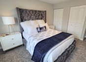Thumbnail 15 of 45 - bedroom