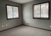 Thumbnail 18 of 25 - Natural Sunlight in Bedroom