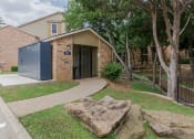Thumbnail 16 of 55 - Courtyard at Woodchase, Texas