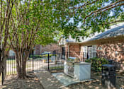 Thumbnail 26 of 29 - Outdoor bbq area