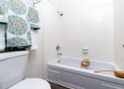 Thumbnail 26 of 77 - bathroom