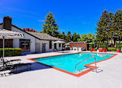 Thumbnail 17 of 46 - community pool at Woodlake Apartments, Washington