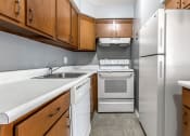 Thumbnail 19 of 23 - Kitchen with appliances