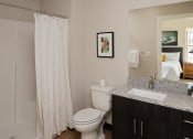 Thumbnail 11 of 21 - TheElwood_HappyValley_OR_2021_Bath2