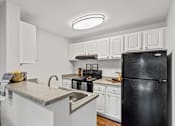 Thumbnail 7 of 30 - MonteVista Apartments Beaverton Oregon kitchen