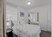 Thumbnail 22 of 46 - bedroom with a bed at Great Northern, Missoula Montana