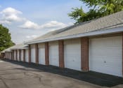 Thumbnail 31 of 38 - Garage
