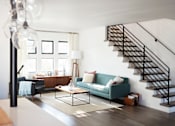 Thumbnail 3 of 5 - Livingroom 2