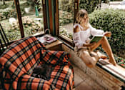 Thumbnail 3 of 4 - Patio