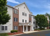 Thumbnail 6 of 16 - Building exterior - Hampshire Green Apartments