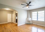 Thumbnail 8 of 25 - Helios Apartments Miami Beach interior