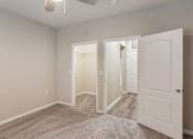 Thumbnail 24 of 31 - Spacious walk-in closets - Lantern Woods Apartments