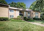 Thumbnail 11 of 22 - Building Exterior View at Potomac Ridge Apartments, Woodbridge, VA