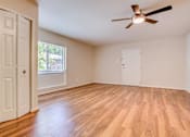 Thumbnail 5 of 22 - Empty Room at Potomac Ridge Apartments, Woodbridge, 22191