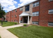 Thumbnail 25 of 26 - Exterior front at Hyde Park Apartments*, Maryland