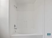 Thumbnail 58 of 65 - Full-Size Bathtub