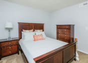 Thumbnail 5 of 41 - Riverview North Bedroom