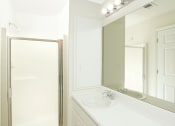 Thumbnail 22 of 36 - bathroom