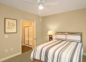 Thumbnail 35 of 43 - bedroom