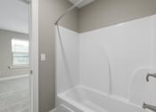 Thumbnail 24 of 34 - Grove Park Bathroom