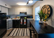Thumbnail 10 of 21 - Highland Grand Apartments