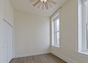 Thumbnail 29 of 37 - GAYOSO HOUSE BEDROOM
