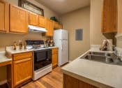 Thumbnail 26 of 69 - Cedar-Point-kitchen