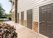 Thumbnail 21 of 30 - Vintage Creekwood Park Exterior