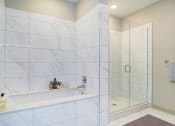 Thumbnail 12 of 47 - VENUE BROOKWOOD BATHROOM
