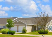 Thumbnail 2 of 8 - Findlay Ohio Apartment Rentals Redwood Living Redwood Findlay Exterior