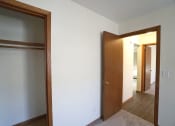 Thumbnail 12 of 31 - Como Court - 2 Bedroom, Minneapolis, Minnesota
