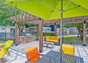 Thumbnail 15 of 33 - apartment picnic area in Baton Rouge