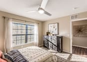 Thumbnail 7 of 11 - Simpsonville SC Apartment Rentals Redwood Simpsonville Neely Ferry Road Bedroom1