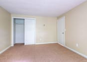 Thumbnail 8 of 18 - Taymil Yarmouth Green Bedroom Interior
