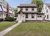 Thumbnail 15 of 25 - Houses in East Lansing near Michigan State University