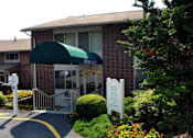 Thumbnail 5 of 24 - Leasing Office entrance