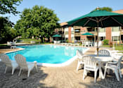 Thumbnail 8 of 24 - comfortable pool furniture