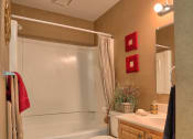 Thumbnail 10 of 32 - Bathroom