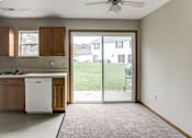 Thumbnail 18 of 29 - Kitchen and dining area