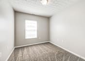 Thumbnail 16 of 30 - Bedroom