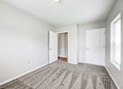 Thumbnail 19 of 30 - Bedroom