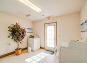 Thumbnail 20 of 29 - Laundry room
