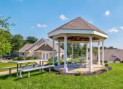 Thumbnail 4 of 29 - Picnic area
