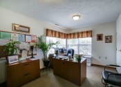 Thumbnail 8 of 25 - Office