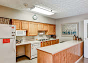 Thumbnail 14 of 32 - Community room