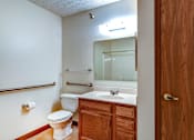 Thumbnail 22 of 32 - Bathroom
