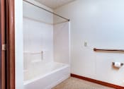 Thumbnail 23 of 32 - Bathroom