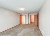 Thumbnail 14 of 24 - Bedroom