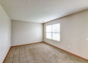 Thumbnail 22 of 24 - Living room